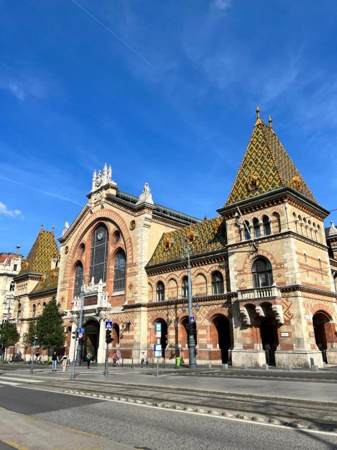 Cedar Inn Budapest - Palace District Exterior photo